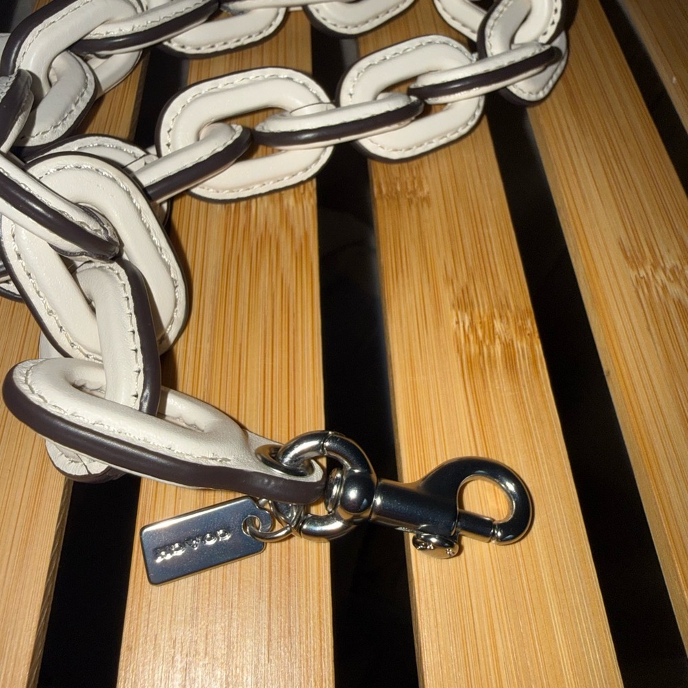 Coach White Chain Link Shoulder Strap with Silver Hardware - Picture 3 of 4